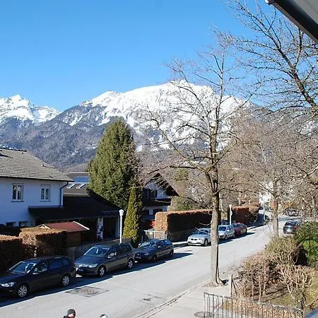 Apartment Ferienwohnungen Zeno Nonnerstrasse 2